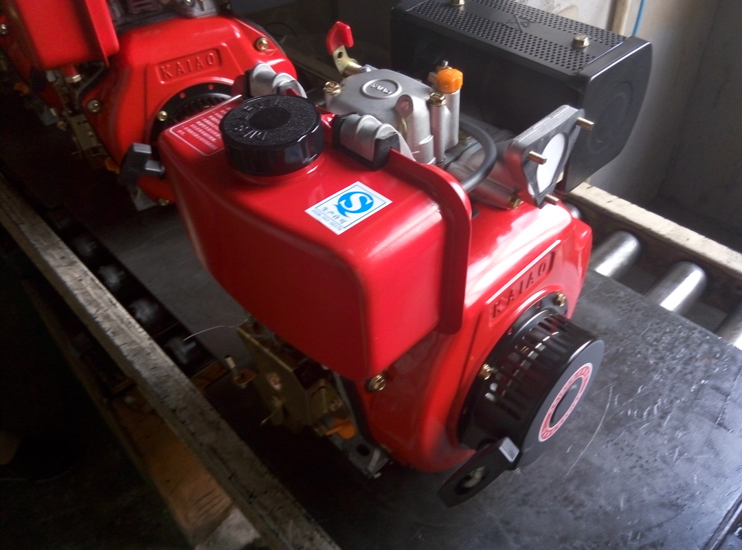 Velocidad refrescada aire a presión 3000/3600rpm de la tarifa del motor de KA178F para mini - uso de las sierpes