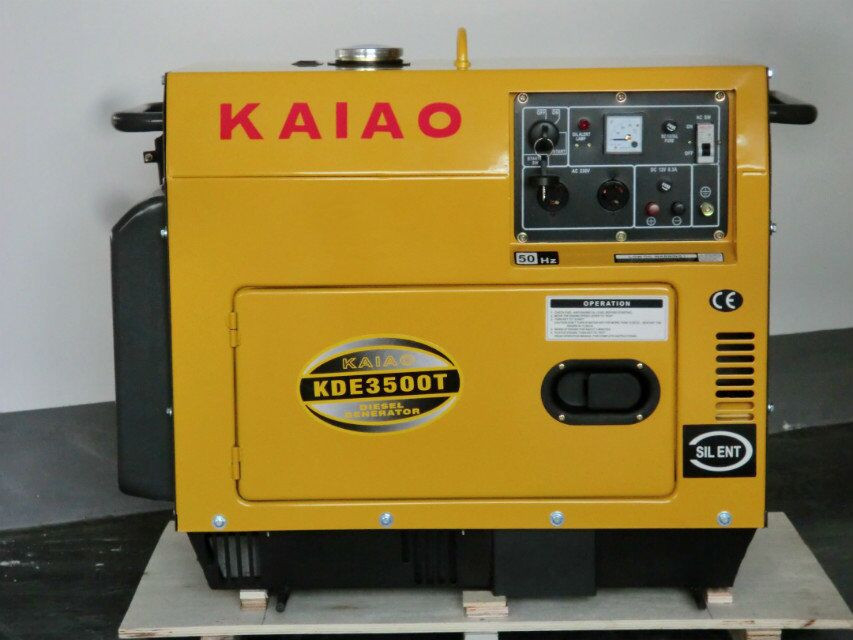 Generador diesel silencioso portátil 3KW con voltaje constante autoexcitado del AVR